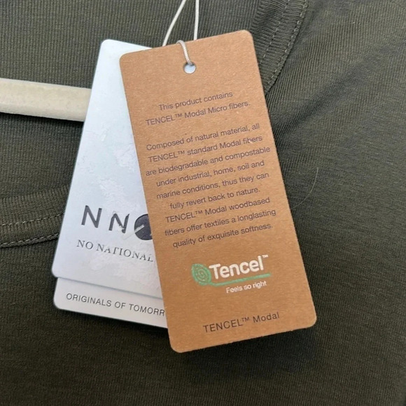 NWT NNO7 No Nationality Long Sleeve T-Shirt Army Green Crew Neck Size Medium - Picture 4 of 11